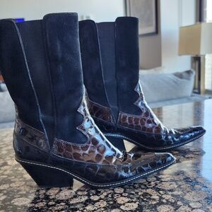 Donald Pliner Vintage Cowboy Booties - Size 8.5 US